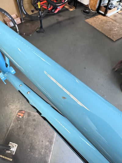 RC529 EX DEMO FRAME - MEDIUM