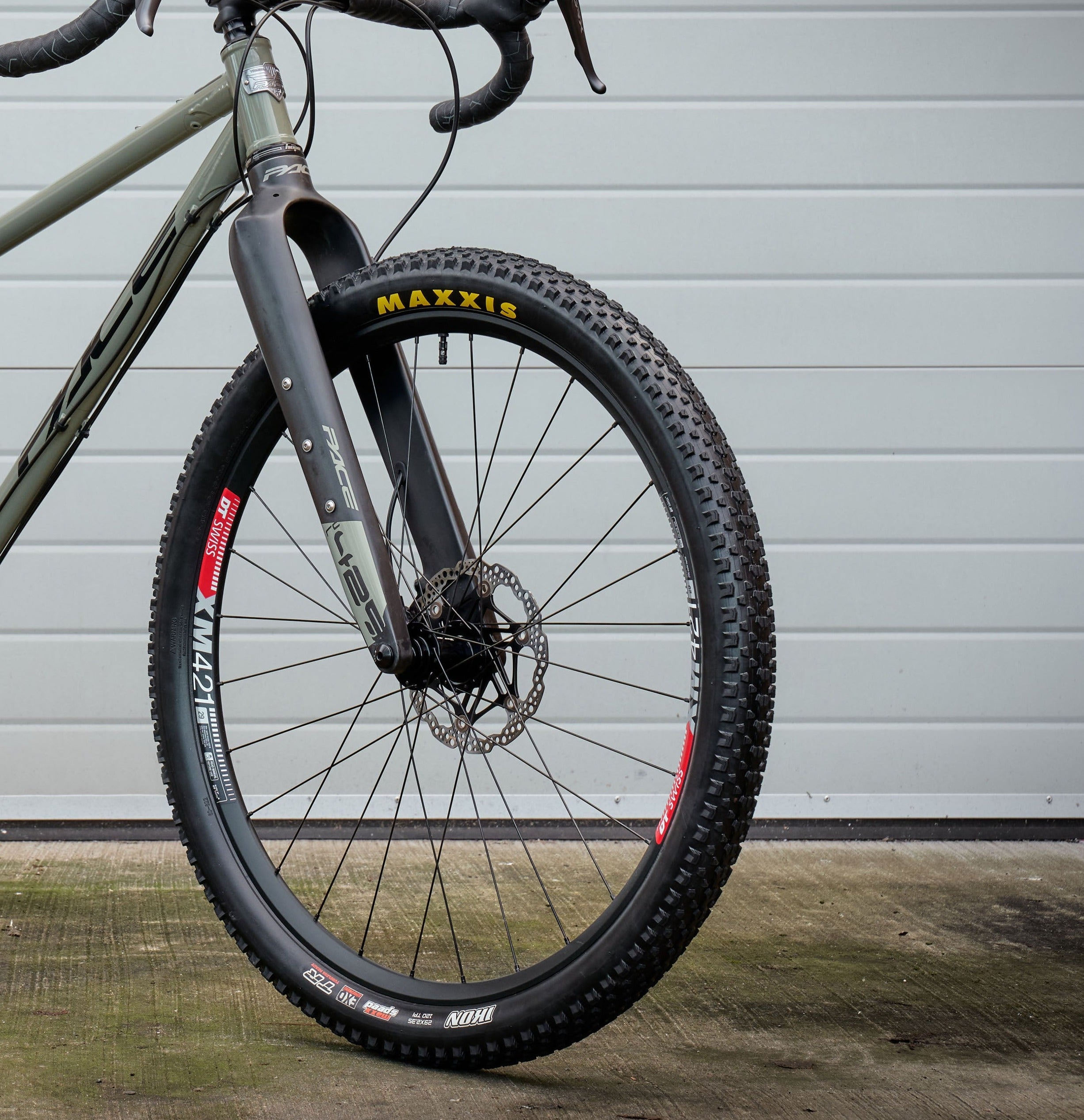 Pace RC33 carbon fork – Pace Cycles